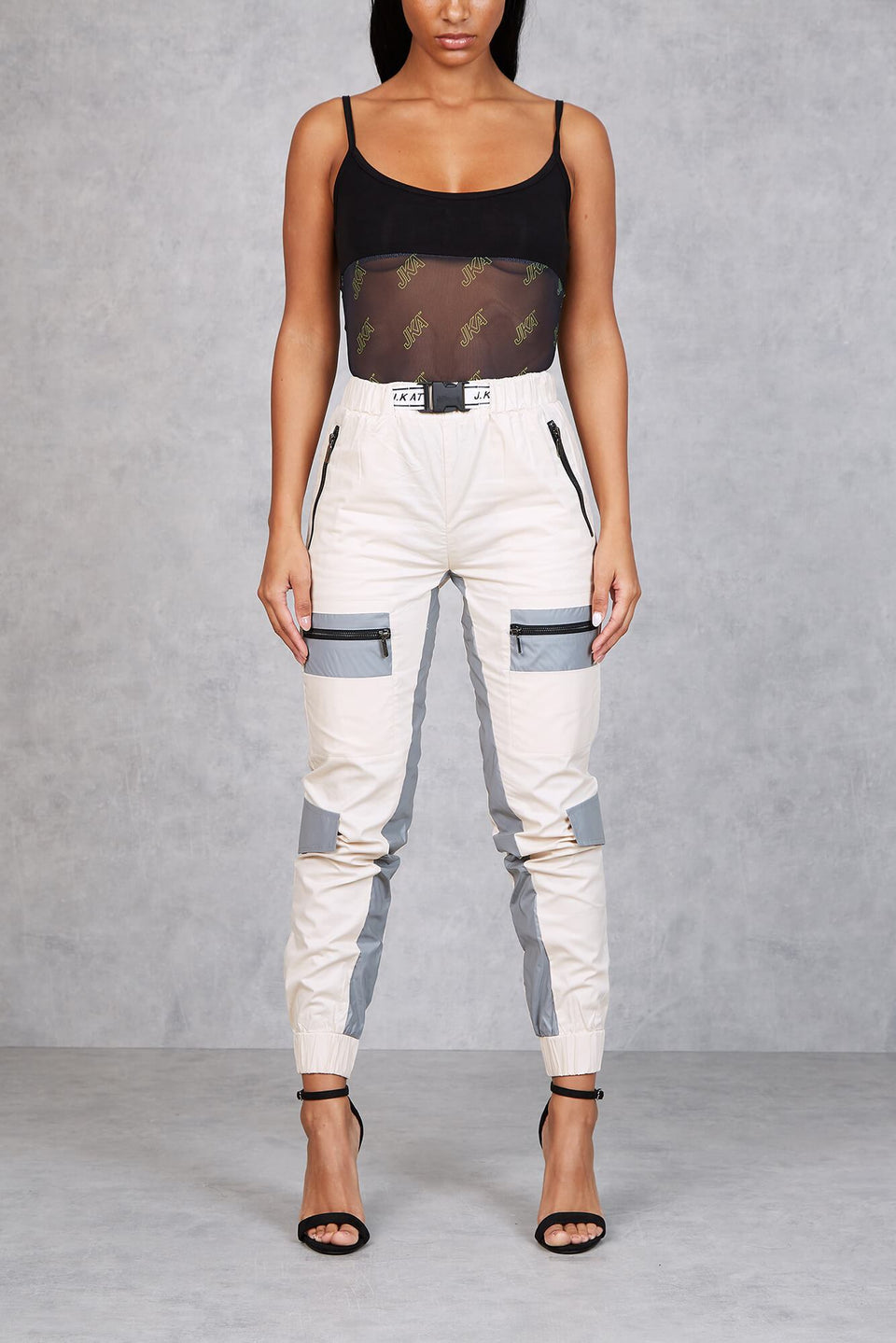 Kazuya Reflective Cargo Pants - Beige