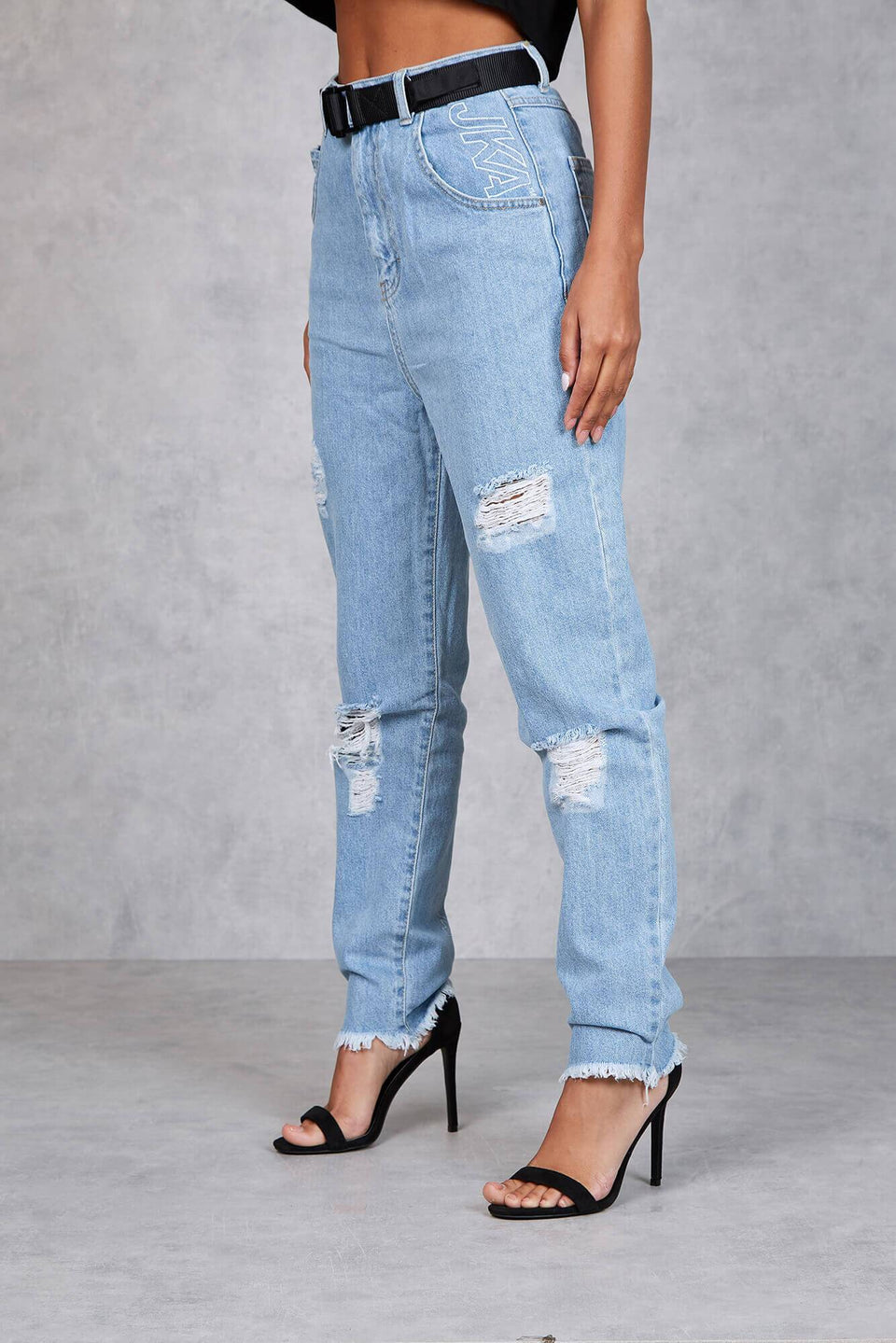 Beverley High Waisted Deconstructed Mom Jeans - Blue